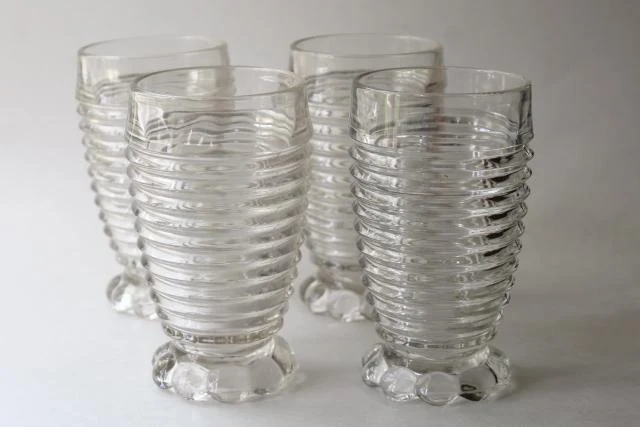 Manhattan clear ribbed footed tumbler