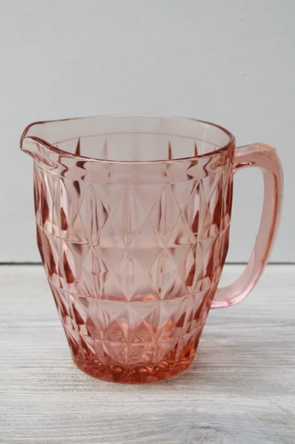 Windsor pink 52-ounce pitcher