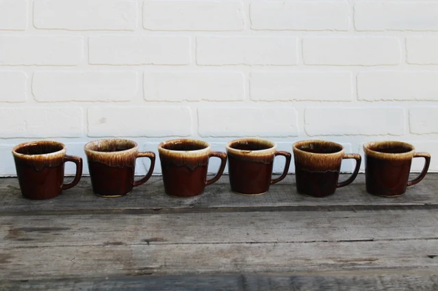 Brown Drip D-handle mug