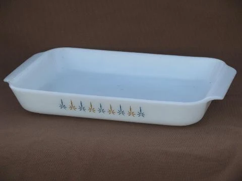 Candle Glow rectangular baking pan